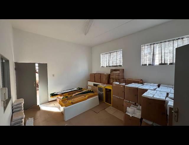 399M² WAREHOUSE TO LET IN EASTGATE